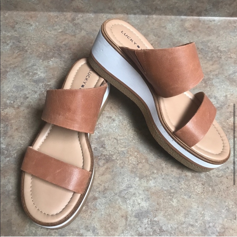 COPY - ISO‼️‼️ Lucky Brand LP-Tavri Platform sandal!!! Size 7-8.5!! ISO NOT FOR…